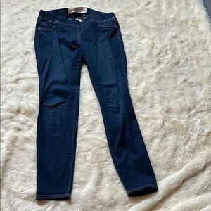 Mossimo Supply Co. women’s Blue Jeans size L